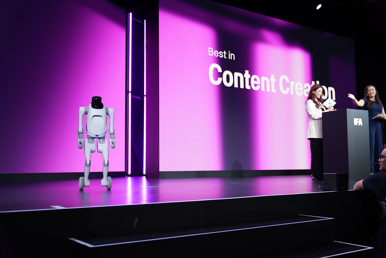 primebot-gana-los-premios-oficiales-de-innovacion-de-ifa,-acercando-la-robotica-personal-al-hogar