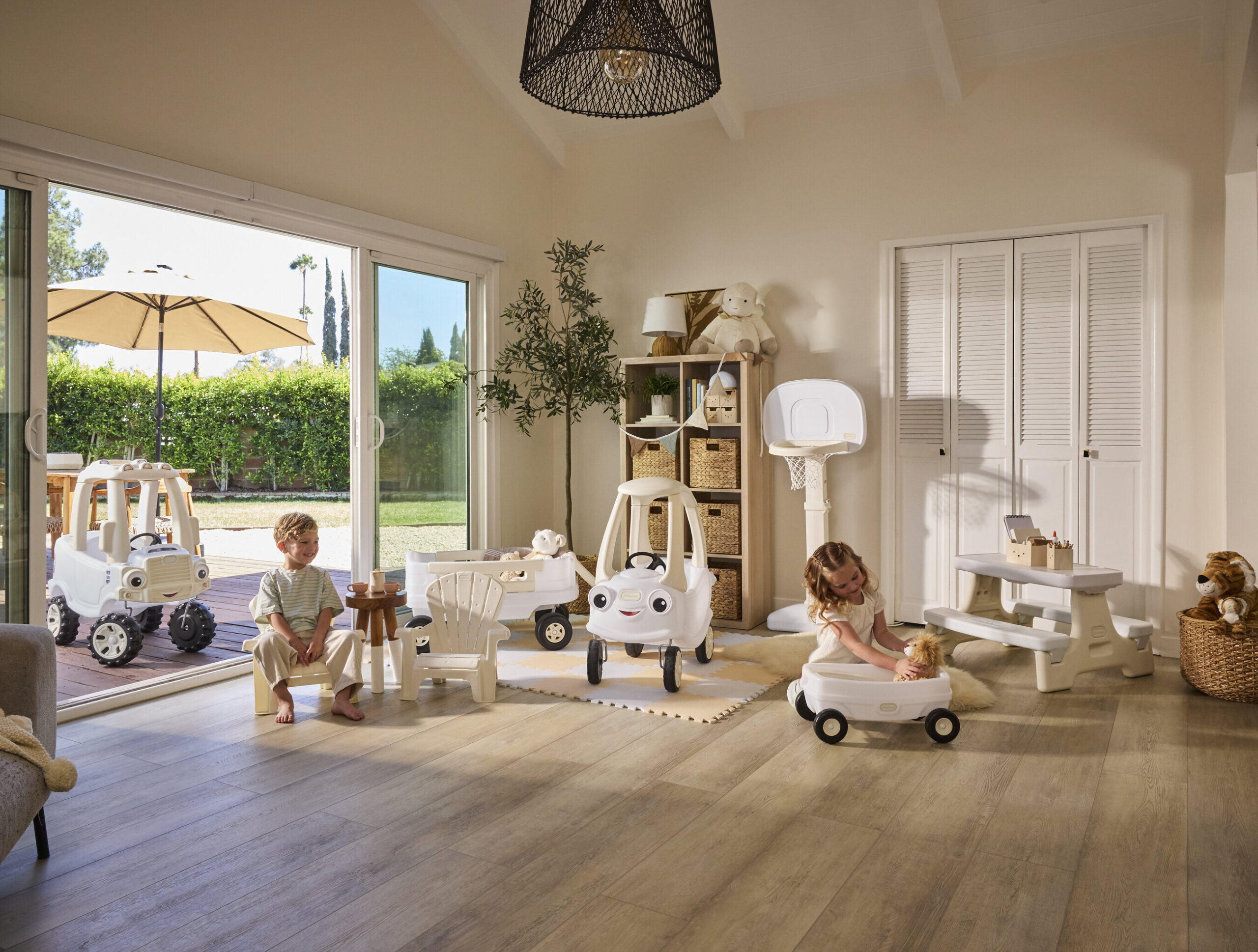 little-tikes-iconic-playtime-favorites-get-a-modern-makeover-with-the-new-cloud-collection
