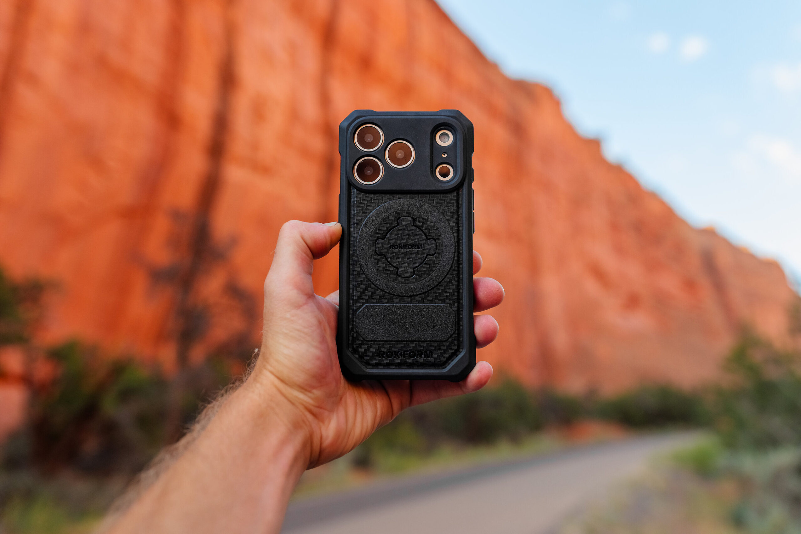rokform-launches-rugged-and-crystal-cases-for-apple-iphone-18-pro-and-pro-max