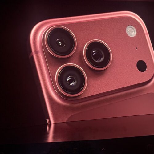 apple’s-iphone-18-pro-adds-variable-camera-aperture-and-a-more-powerful-chip