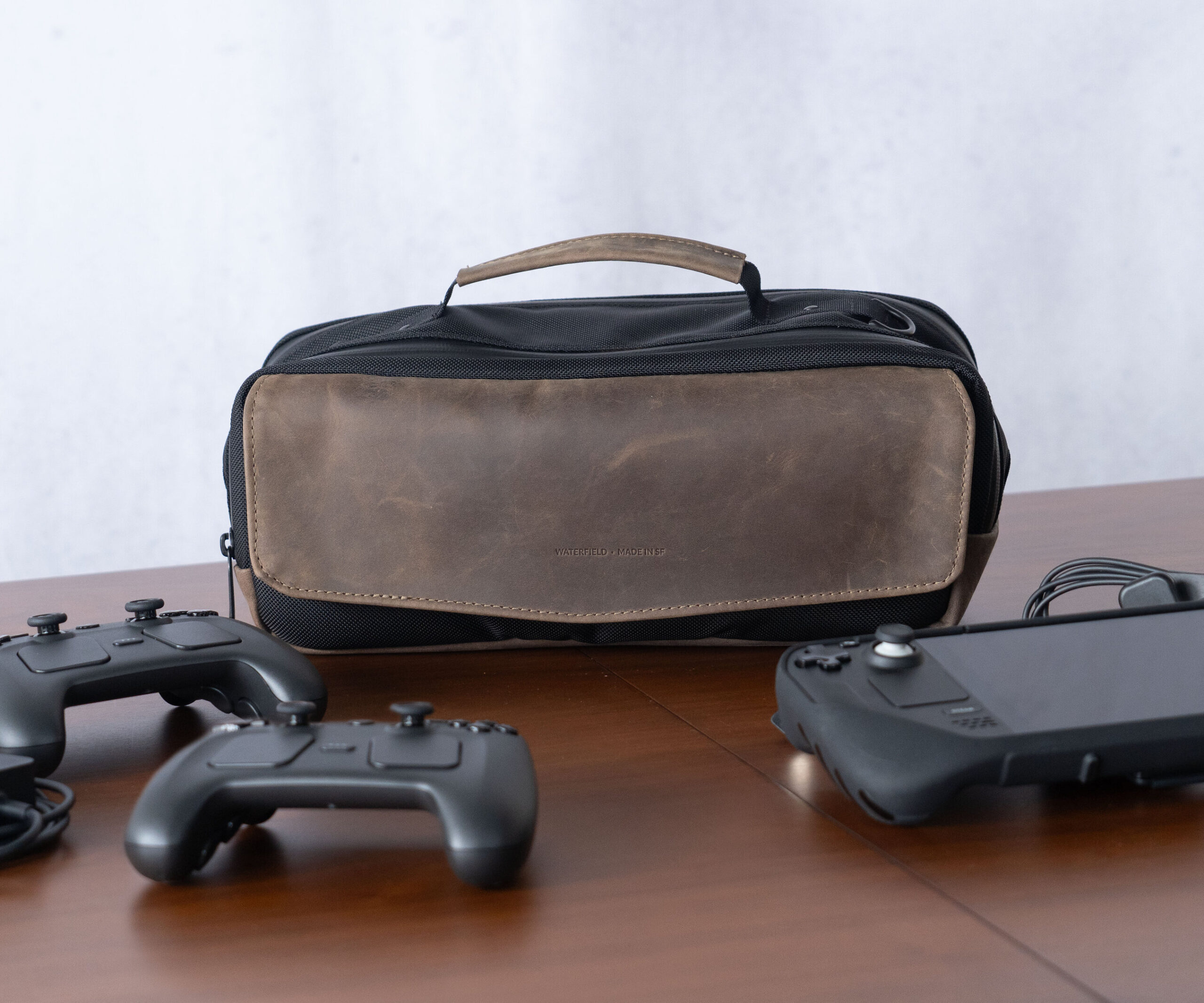waterfield-designs-introduces-steampack,-a-steam-deck-case-for-a-full-setup