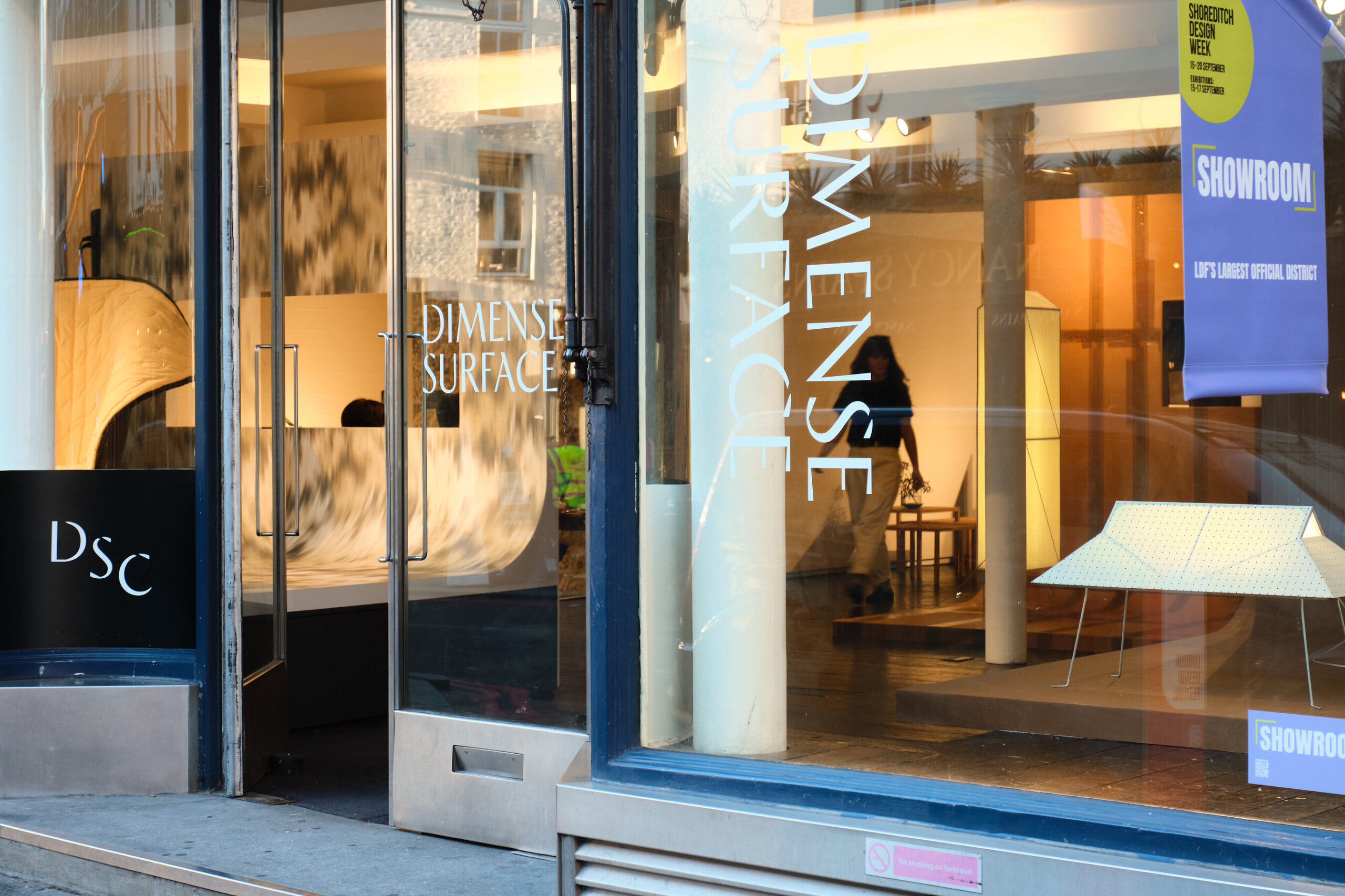 roland-dg-launches-dimense-surface-textured-wallcoverings-and-print-provider-program,-further-expanding-the-possibilities-for-dimense-technology