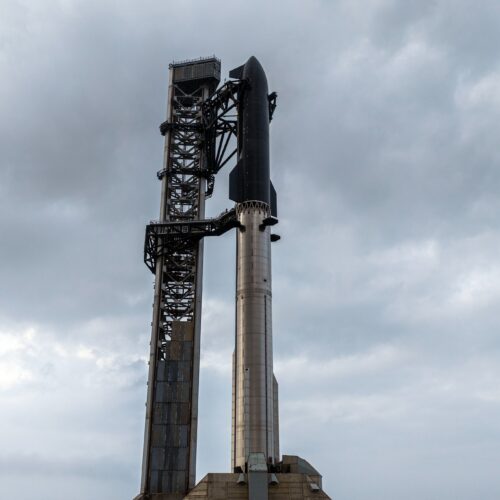 spacex-declares-starship-ready-for-orbit,-sets-launch-date-next-week