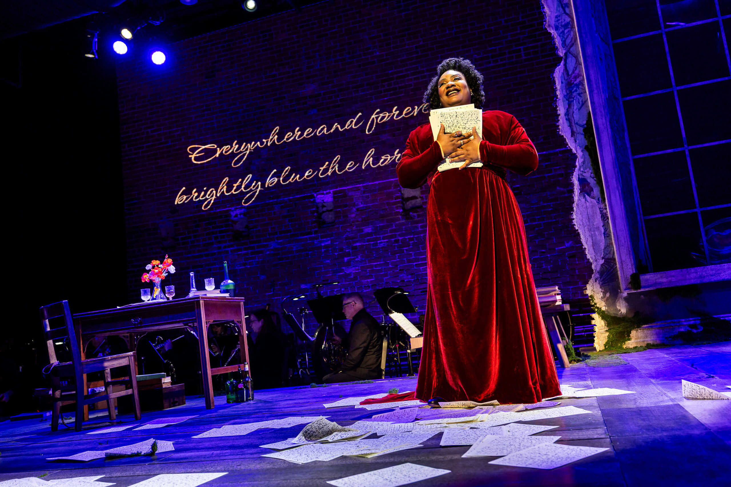boston-lyric-opera-(blo)-and-masary-turn-translation-into-living-scenic-art-with-“supertitles”-powered-by-epson-large-venue-laser-projectors
