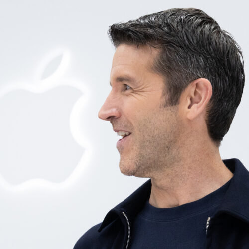 apple-reportedly-building-server-packed-with-m-series-ultra-chips-for-ai