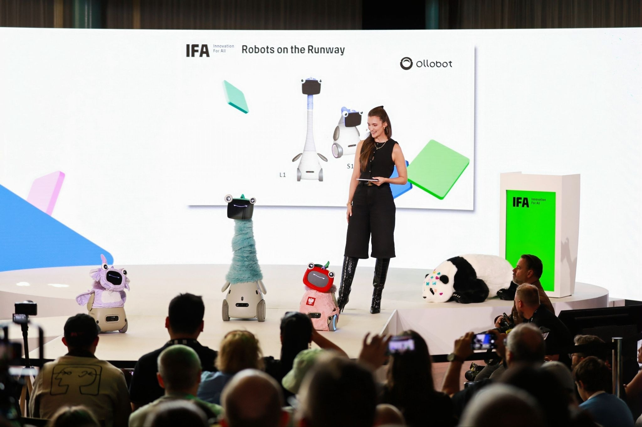 ollobot-concludes-ifa-2026-with-new-recognition-for-its-ai-companion-olloni-ss1 