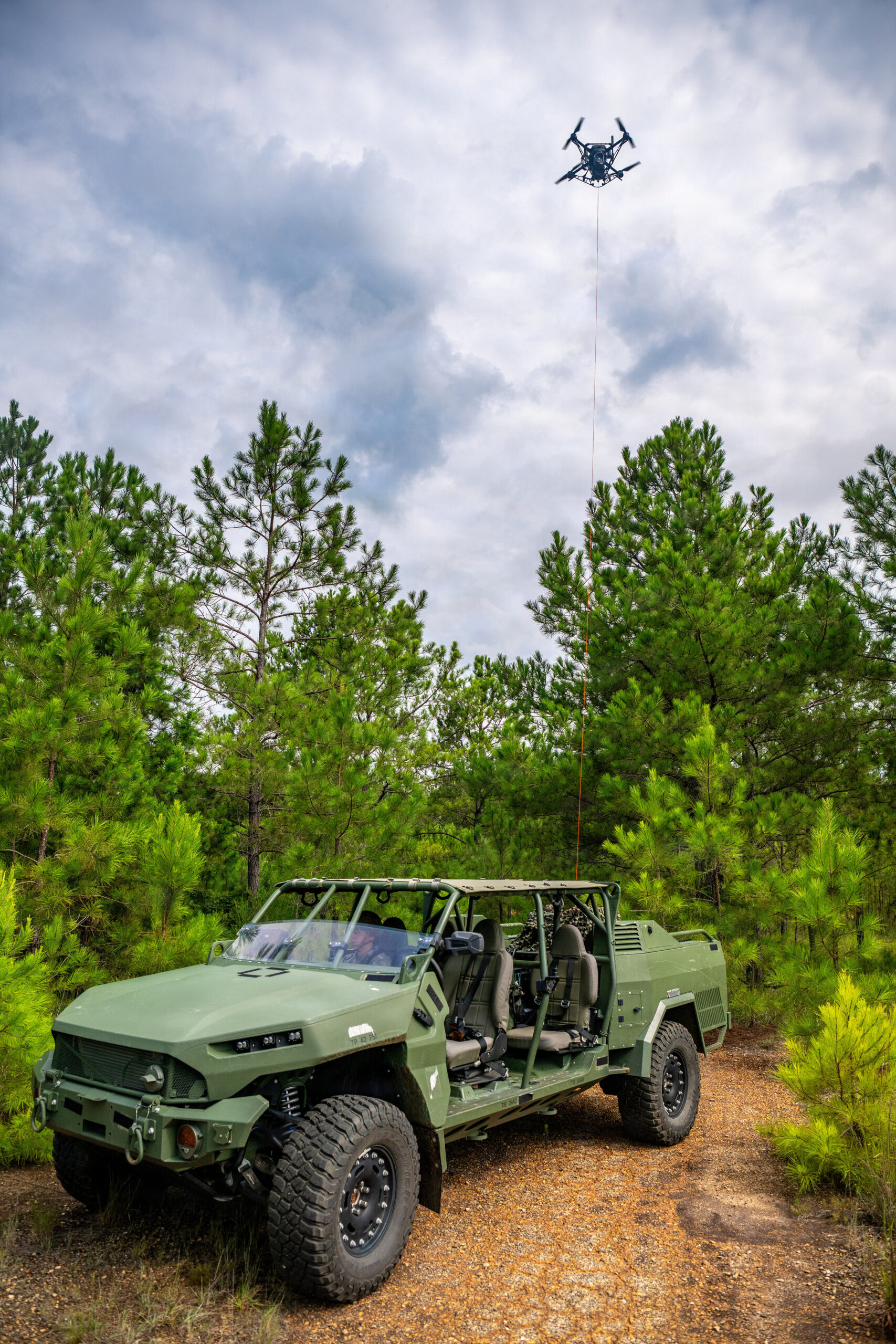 the-tethered-drone-pictured-at-fort-benning-has-a-name:-meet-hoverfly-spectre