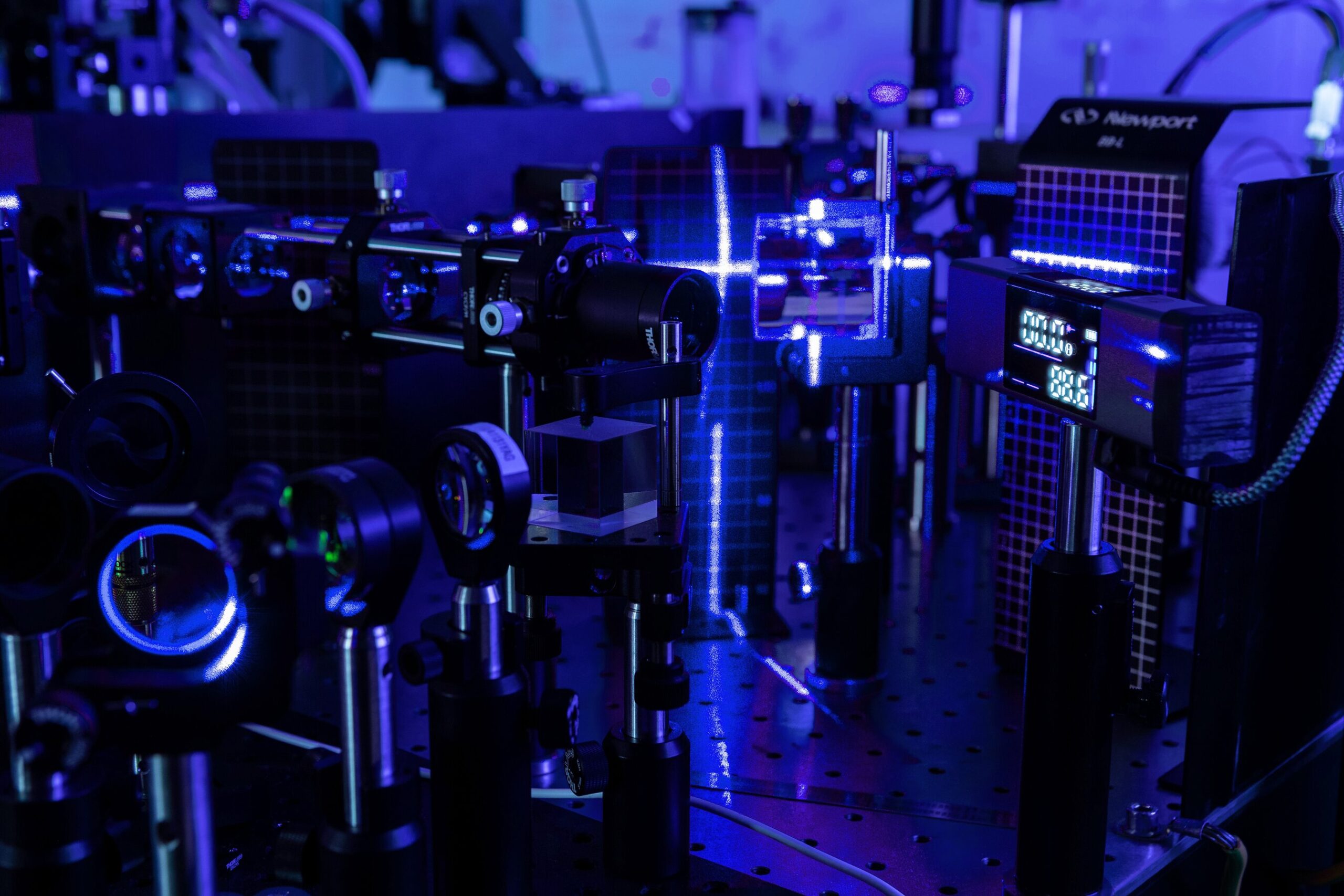 lightsolver-files-us.-provisional-patent-application-expanding-its-photonic-computing-platform-to-advanced-scientific-and-engineering-simulations