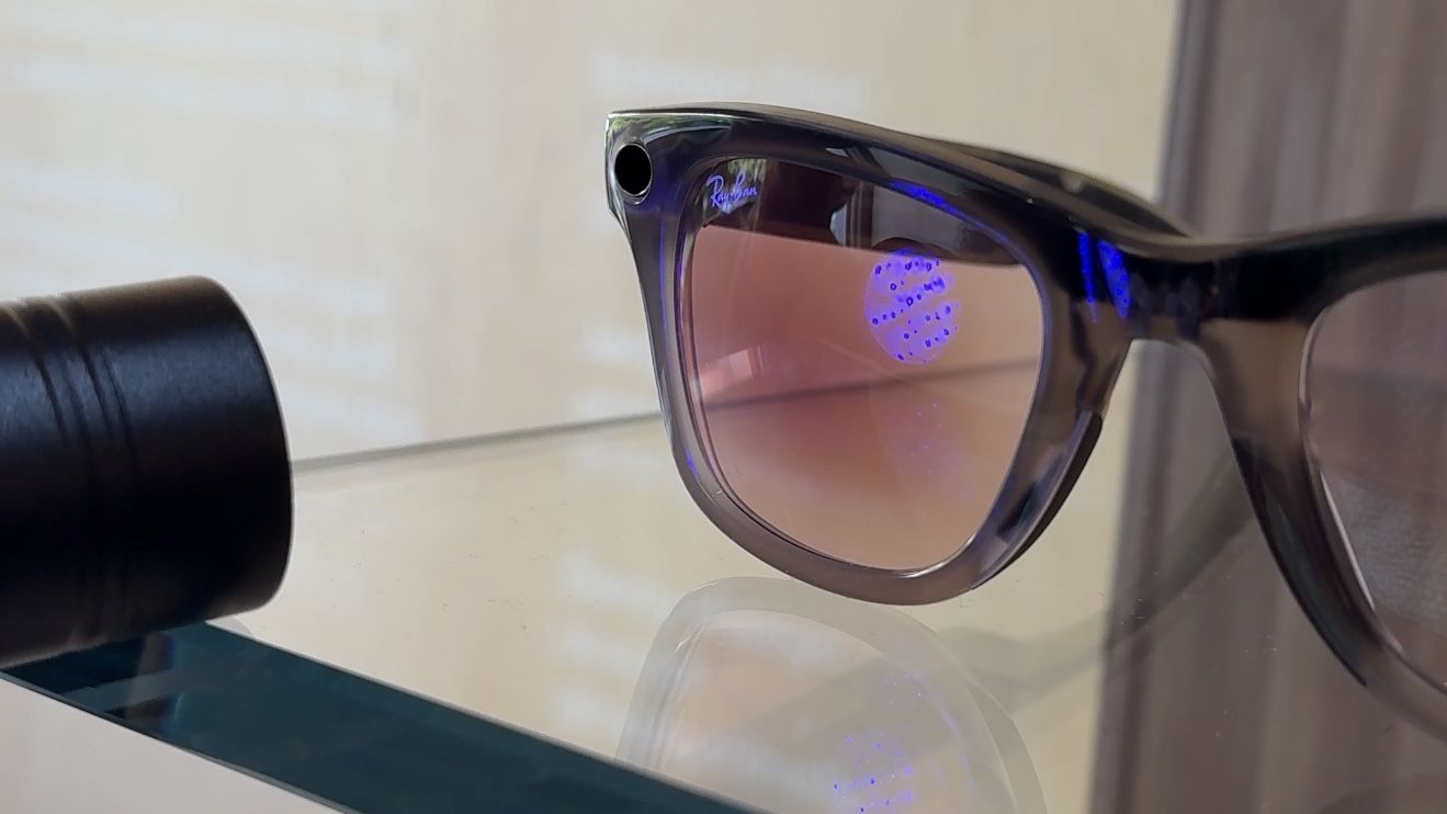 norway-becomes-first-country-to-propose-temporary-ban-on-smart-glasses