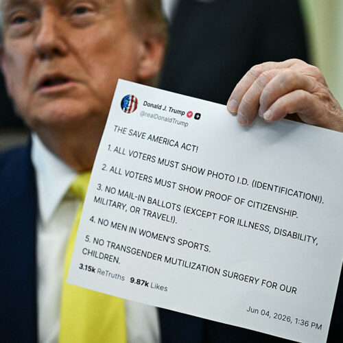 judge-weighs-if-trump-can-charge-$100k-for-early-access-to-truth-social-posts