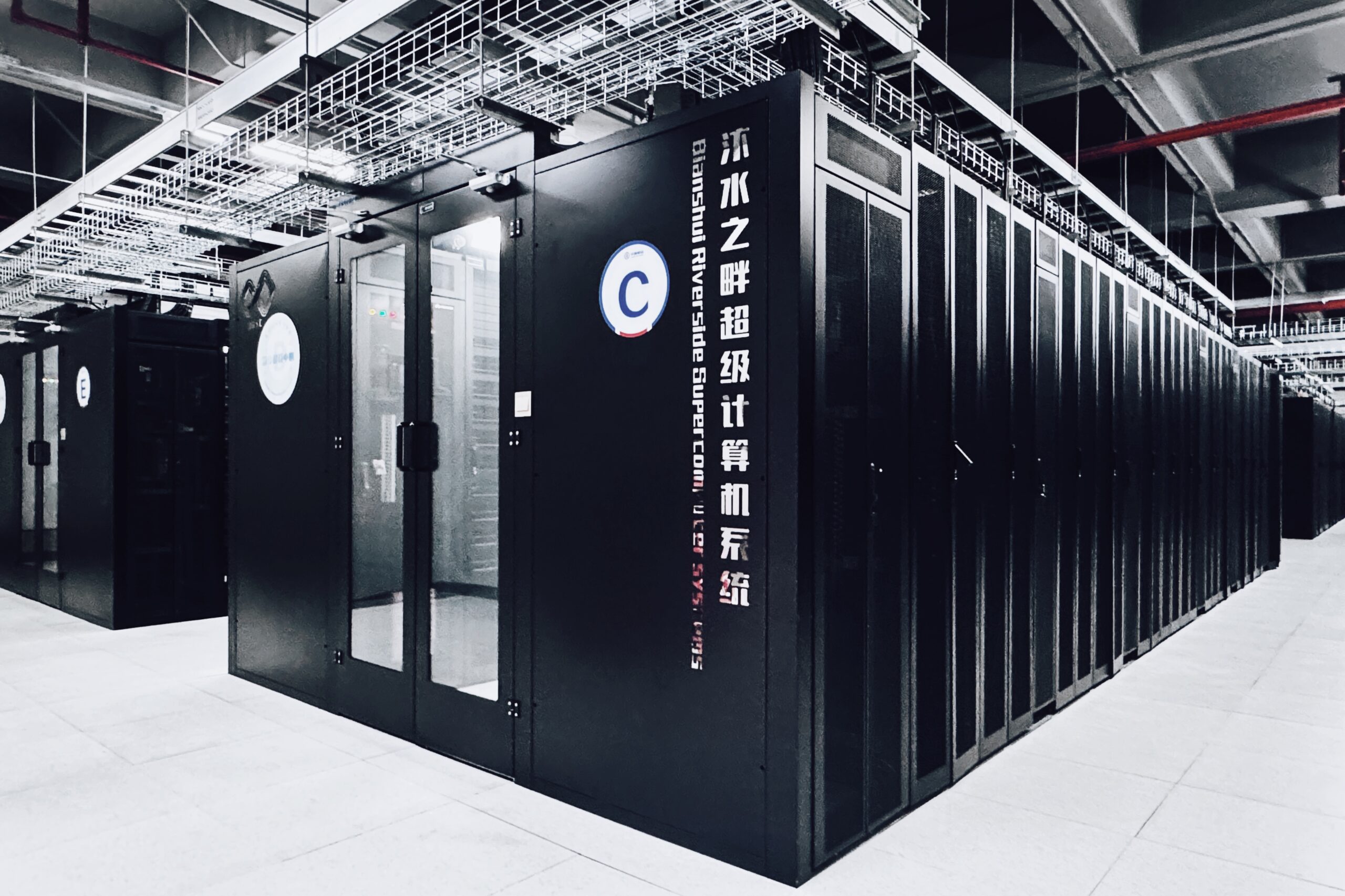 from-grain-silos-to-data-centers:-how-cloud-capital-(suzhou,-anhui)-is-reshaping-the-industrial-dna-of-a-chinese-city-through-computing-power