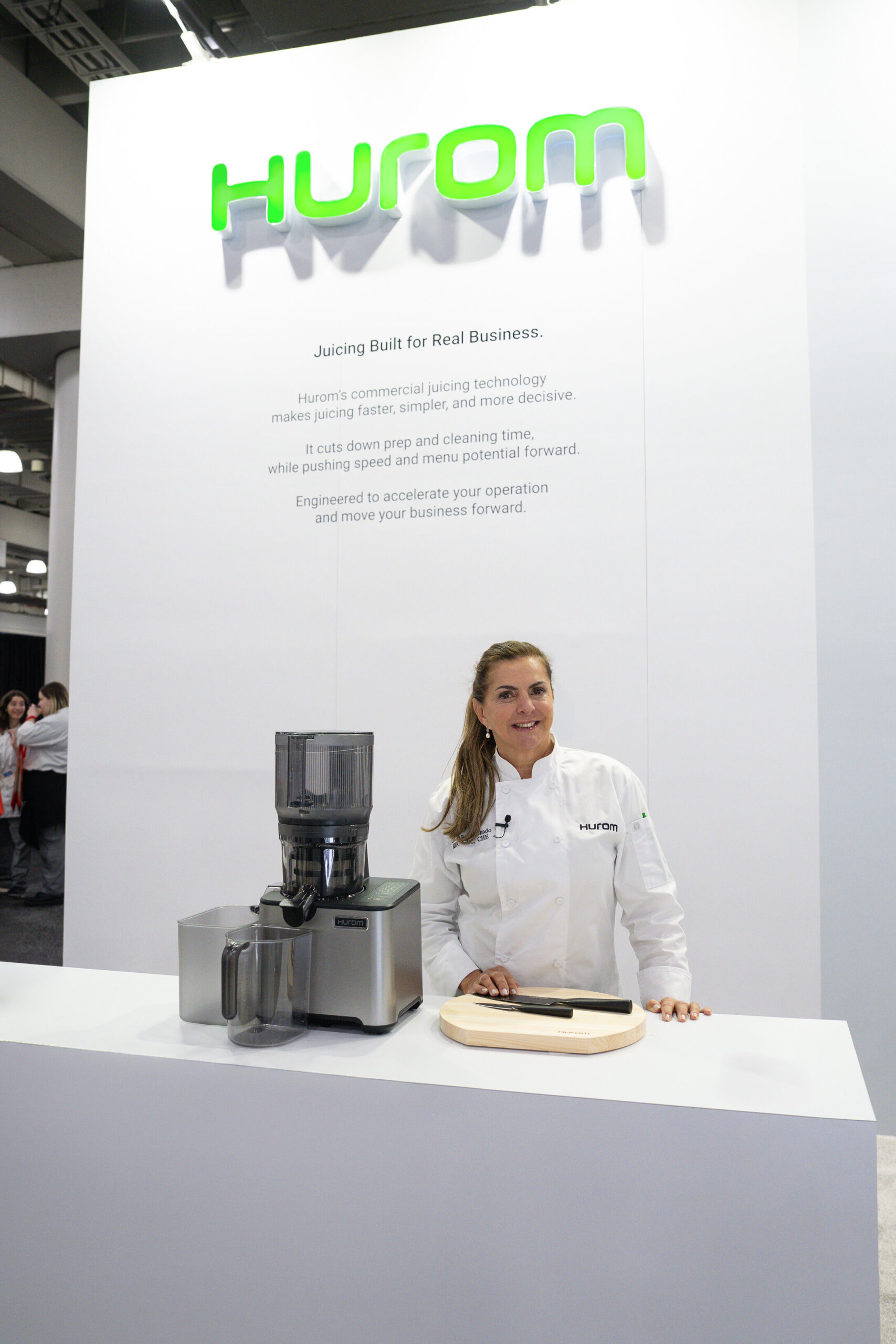 HUROM Launches CP50 Commercial Slow Juicer Designed for High-Performance Food and Beverage businesses