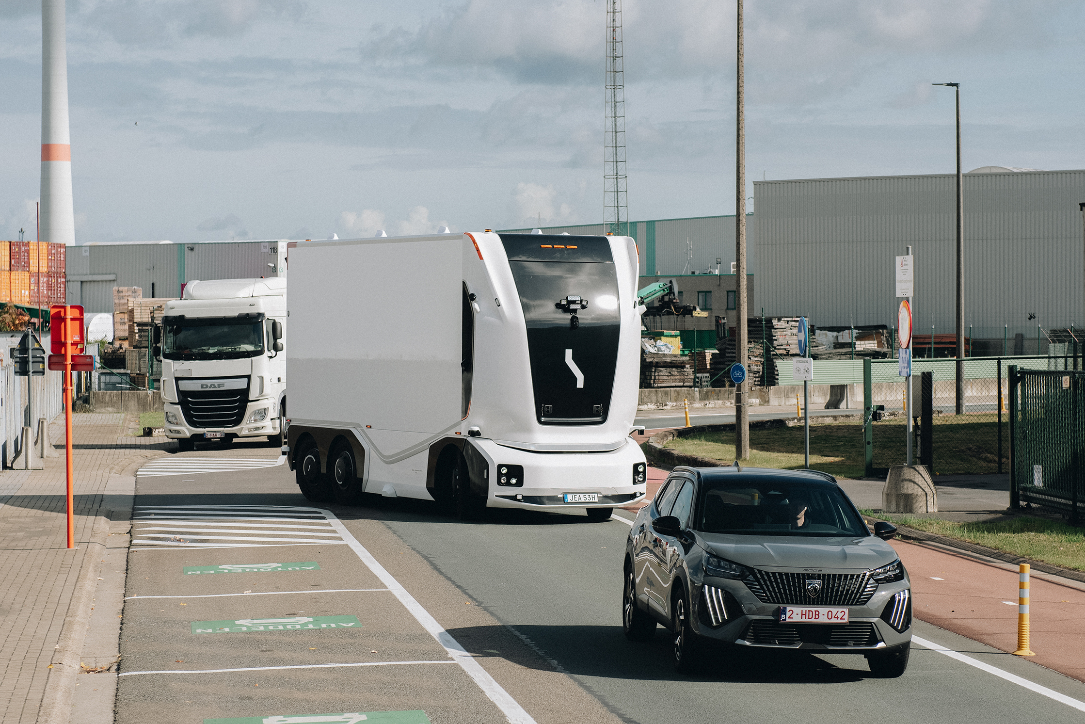 einride-deepens-collaboration-with-nvidia:-adopts-nvidia-alpamayo-for-autonomous-trucks