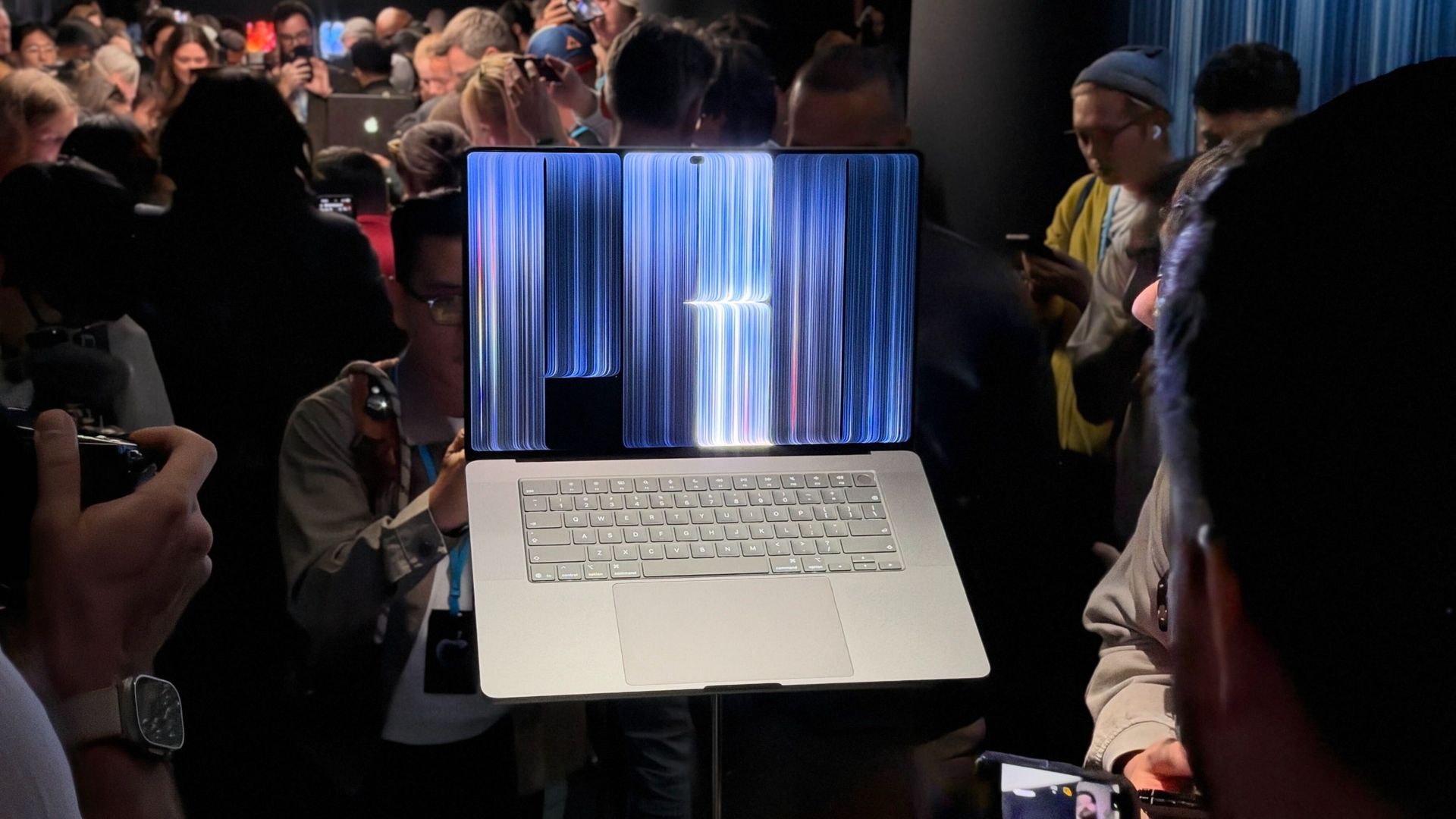 What’s the tech inside the touchscreen MacBook Pro’s ‘PROLED XDR’ screen? We explain all